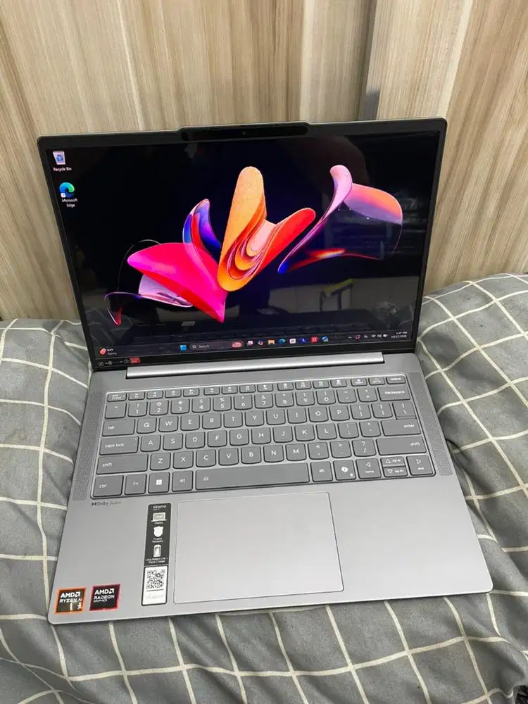 LENOVO IDEAPAD SLIM 5 AMD RYZEN AI 7 445w RAM 16GB/512GB bekas