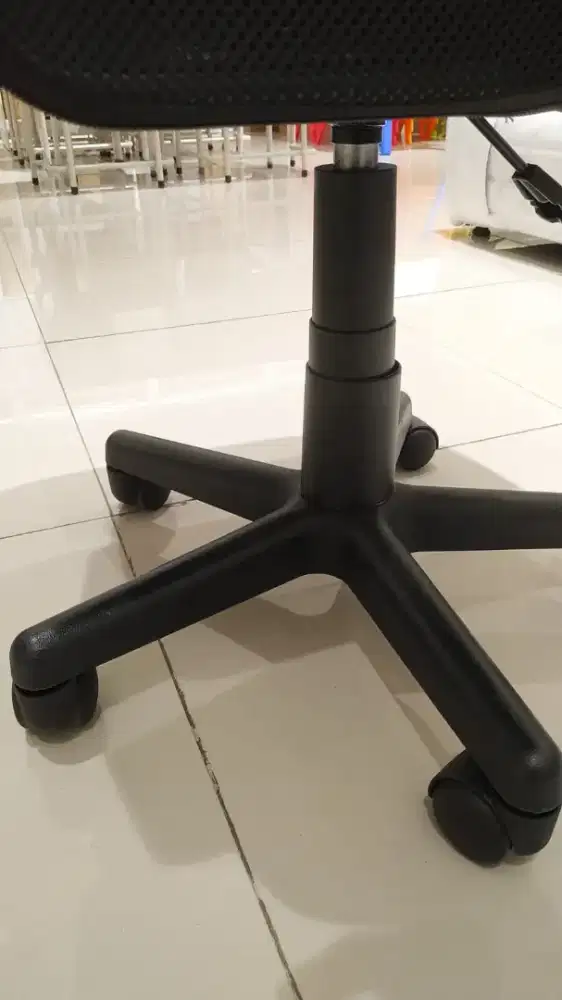 KURSI KANTOR MURAH