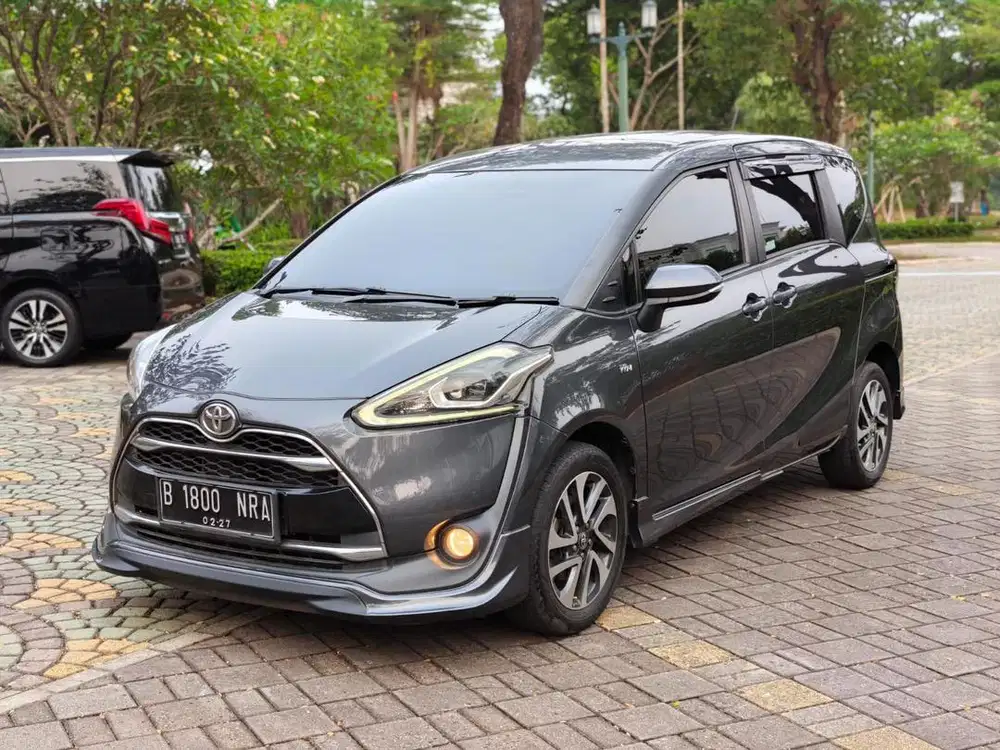 Toyota Sienta 1.5 Q AT 2017 Kondisi Mulus Terawat