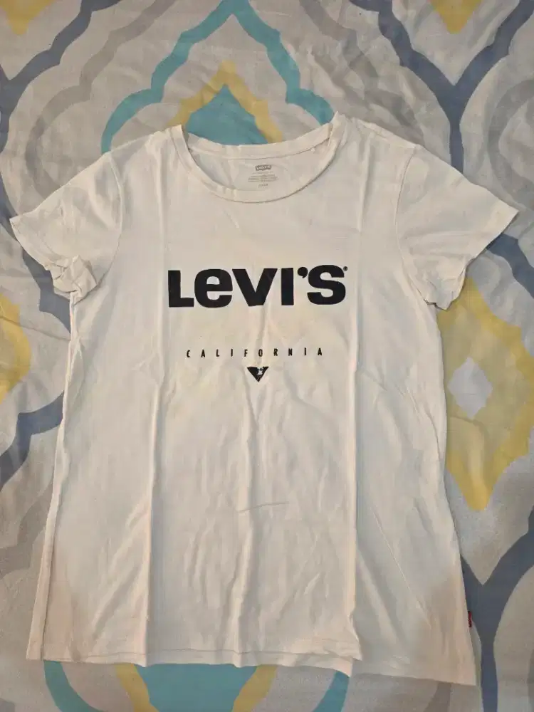Jual baju bekas masih mulus