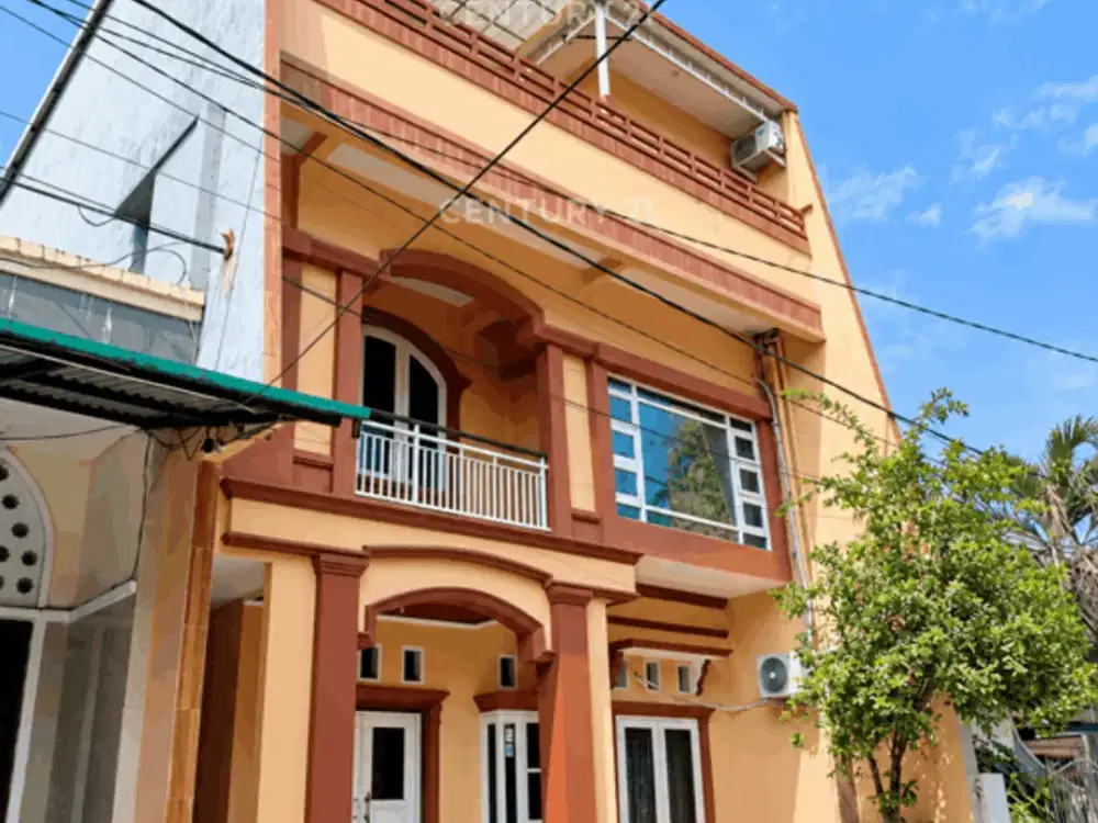 Rumah Nyaman Dan Asri Di Cluster Eksklusif Puri Tata Indah Palace