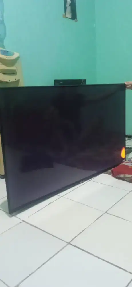 Samsung 50 in dan 32 in rusak