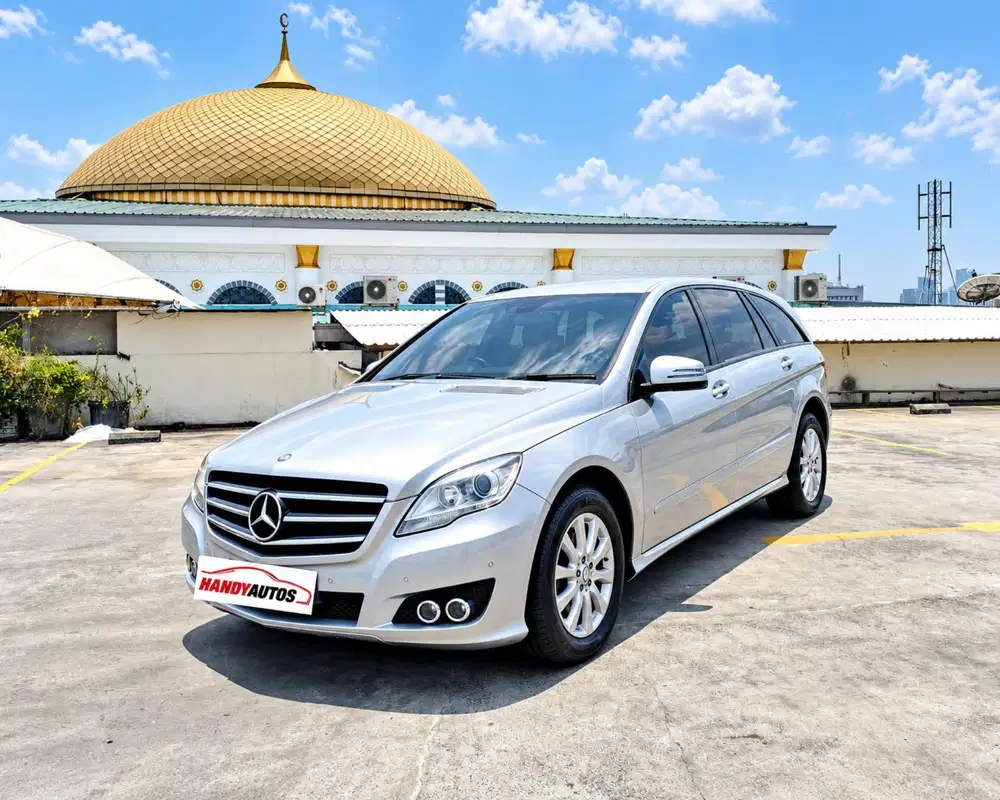 Mercedes Benz R300 Tahun 2011 Automatic Abu-abu Metalik