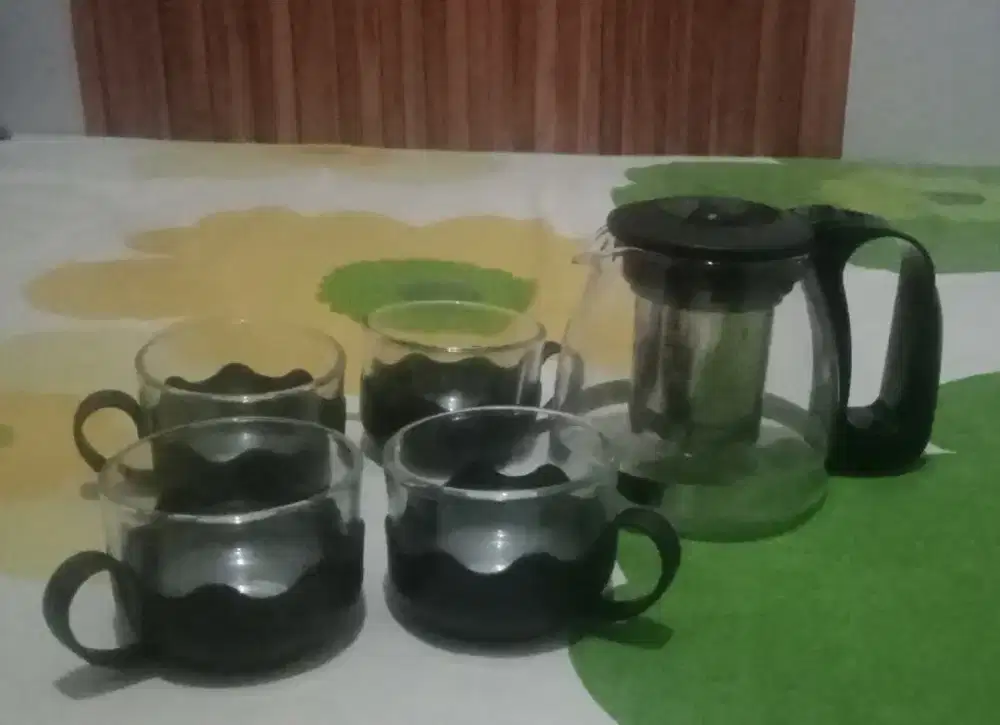 Set gelas 4+1 Tea