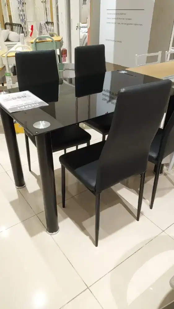 MEJA MAKAN SET MINKA