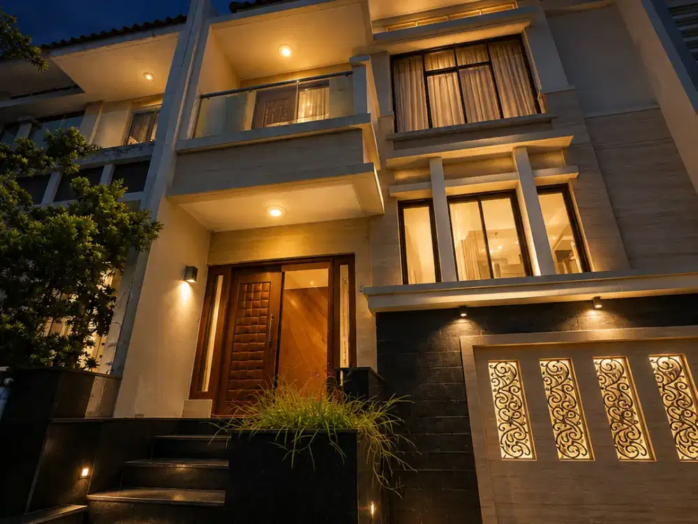 Rumah Mewah Crown Golf PIK. Full Marmer