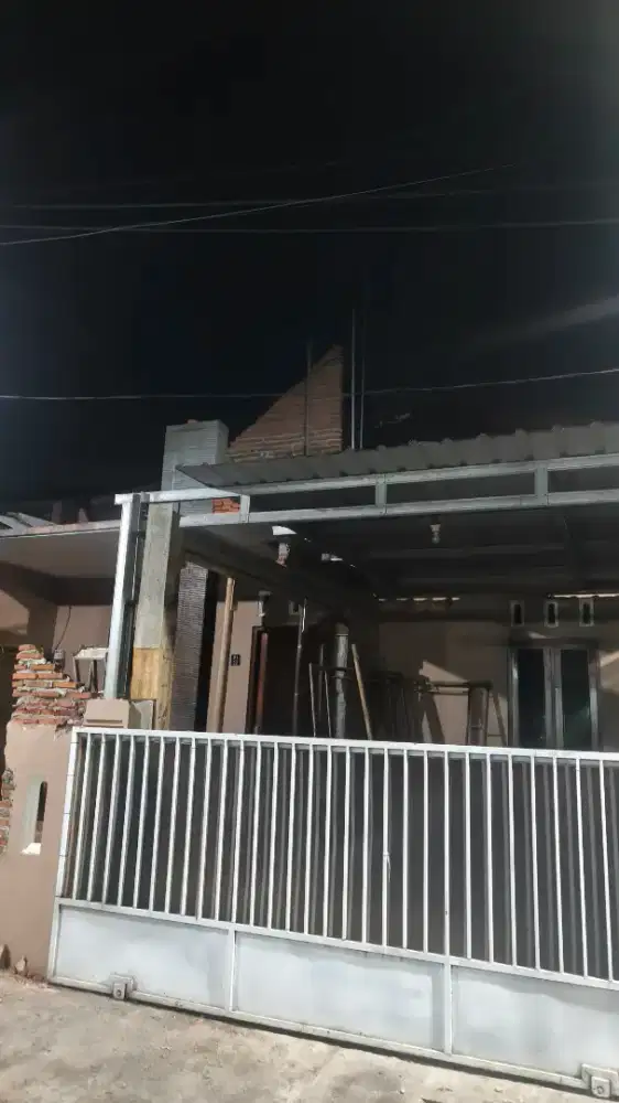 Pagar bekas pintu dorong carport