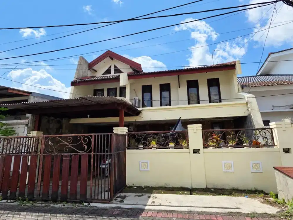 LELANG! Dijual RUMAH HITUNG TANAH Manyar jaya