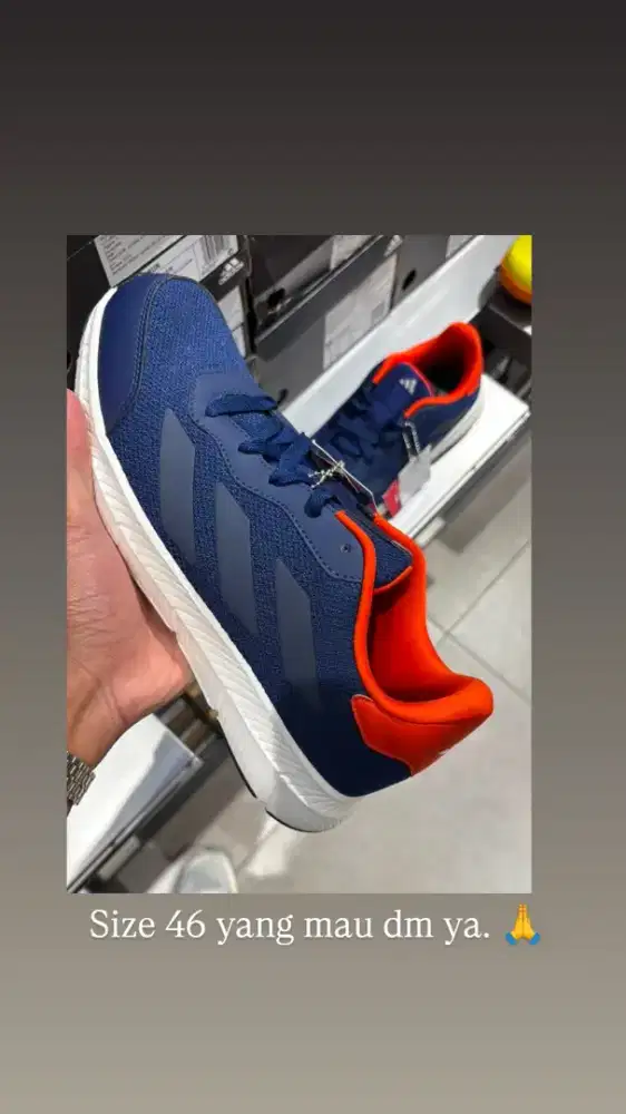 Sepatu adidas pria dewasa