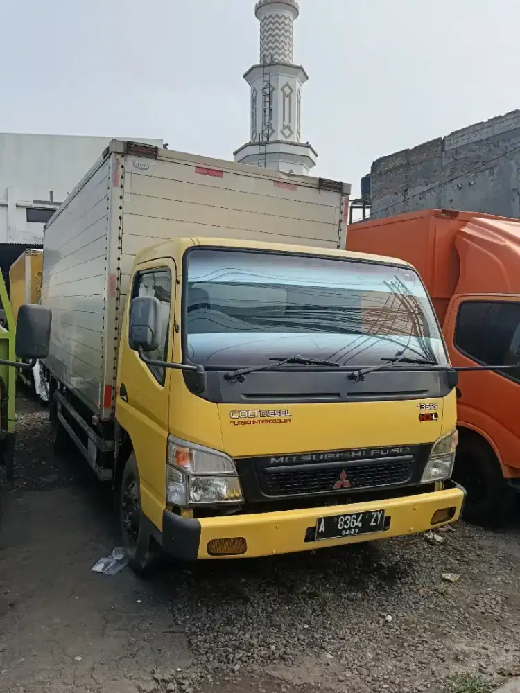 Mitsubishi Colt diesel canter FE84 HDL ps136 bok 23 kubik 2012