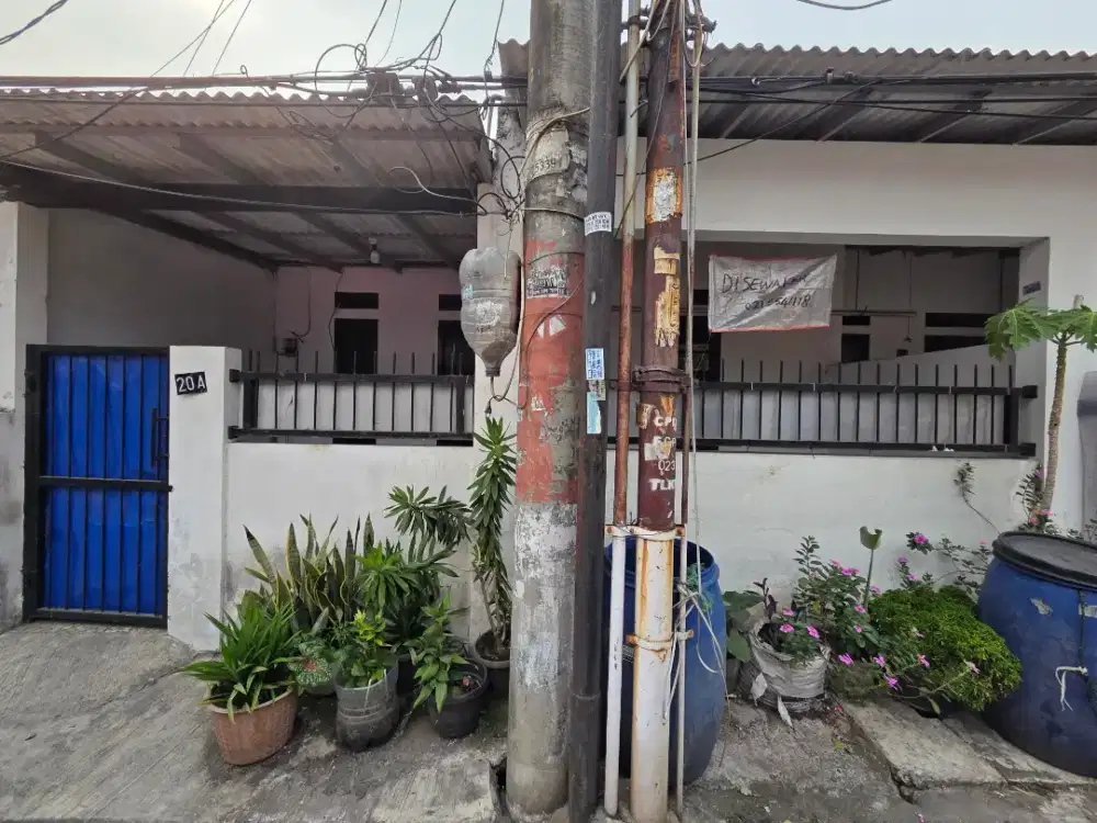 Disewakan Rumah Rapi Perumahan Alam Indah Lokasi Strategis Tangerang