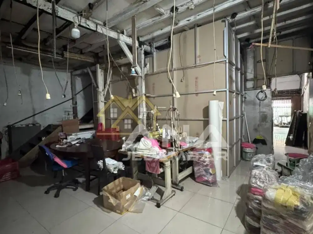 ANA TEMPAT USAHA UK 7.4X20M DI JELAMBAR