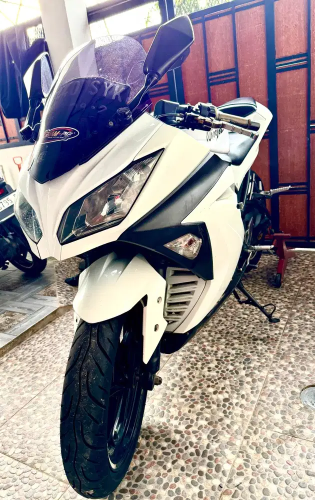 Dijual Motor Kawasaki Ninja 250Fi (Low Km)