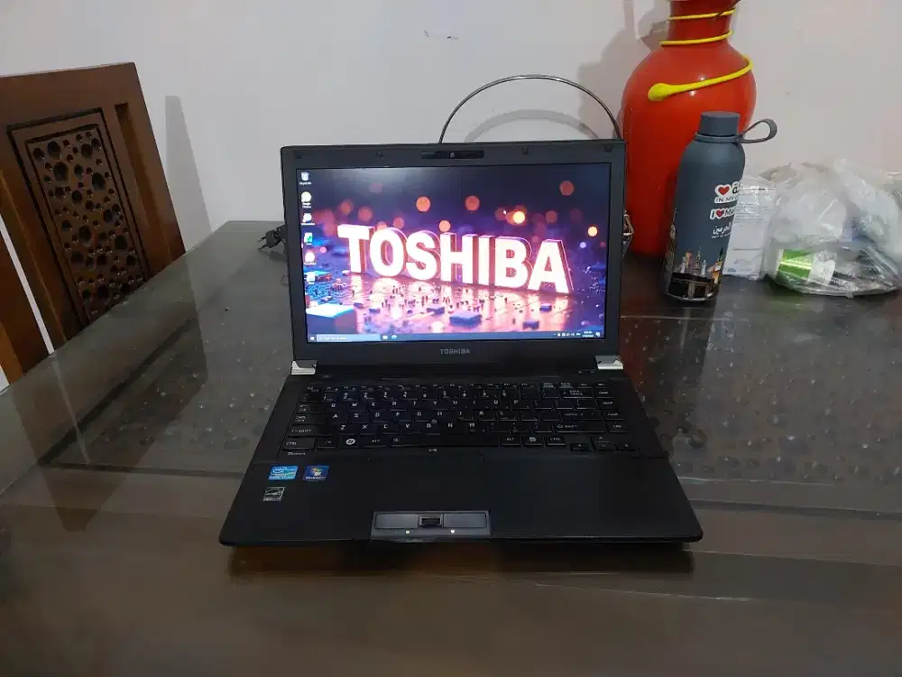 Laptop Toshiba Tecra Core i7 Ram 8gb Layar 14 Inch