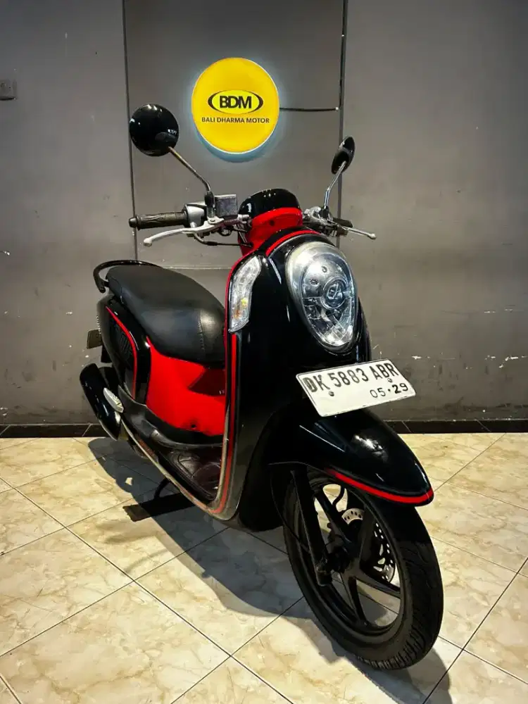 HONDA SCOOPY FI TAHUN 2014 PAJAK HIDUP SURAT LENGKAP