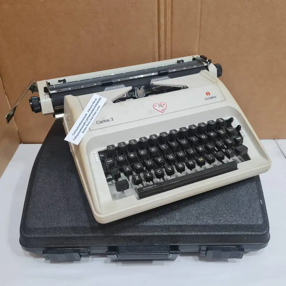 Mesin Tik OLYMPIA CARINA 3 Mesin Ketik Manual 13 inch Original Second