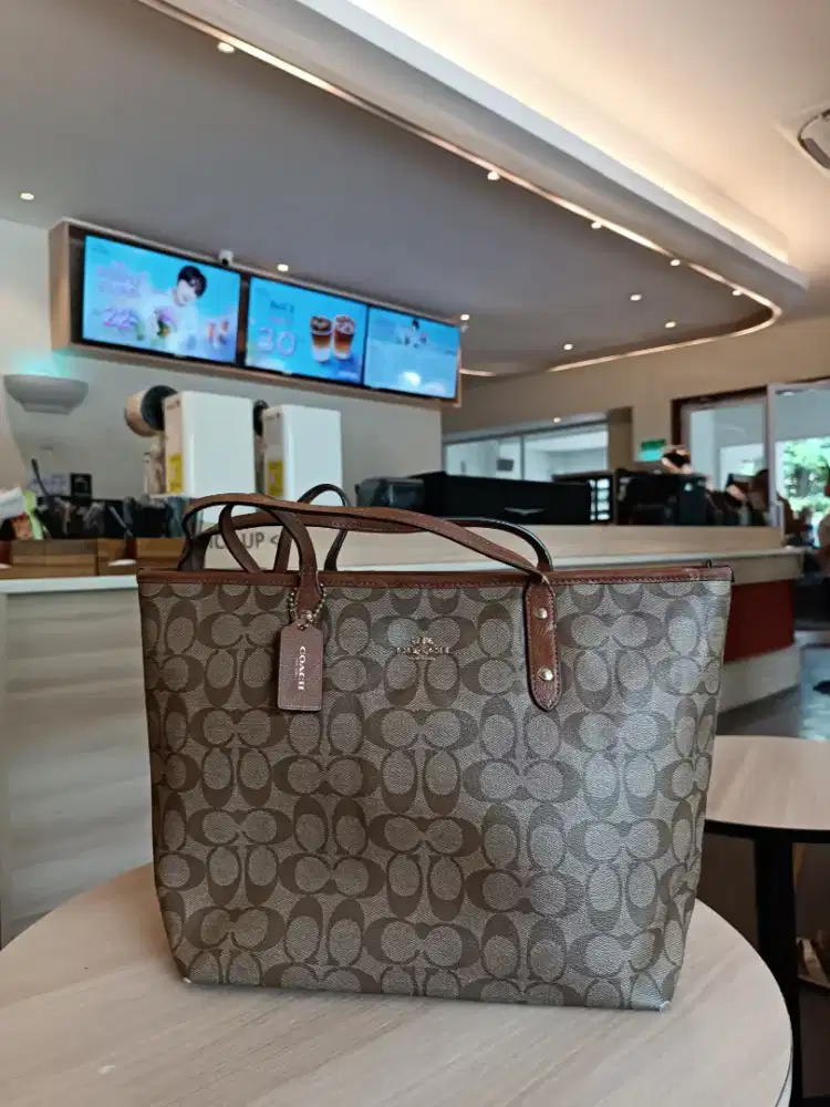 Tas Totebag Fashion Branded