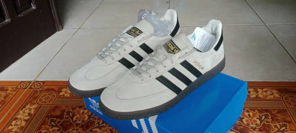 Adidas Handball original ukuran 43 mulus 90℅