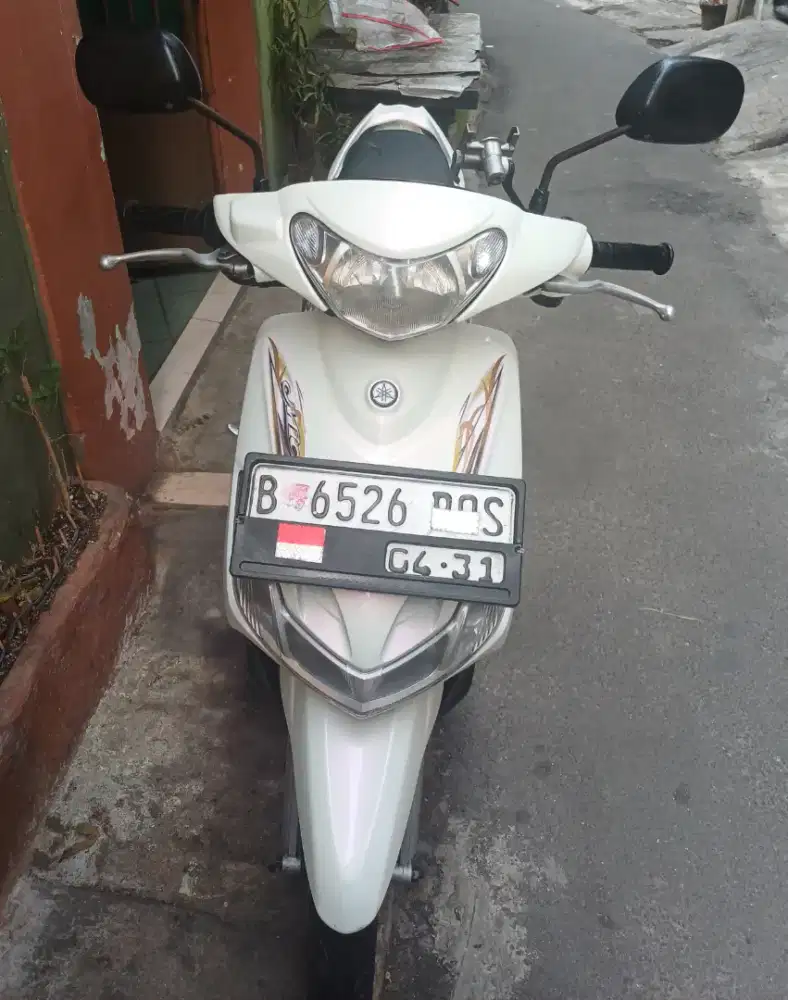 Mio Smile Putih 2011