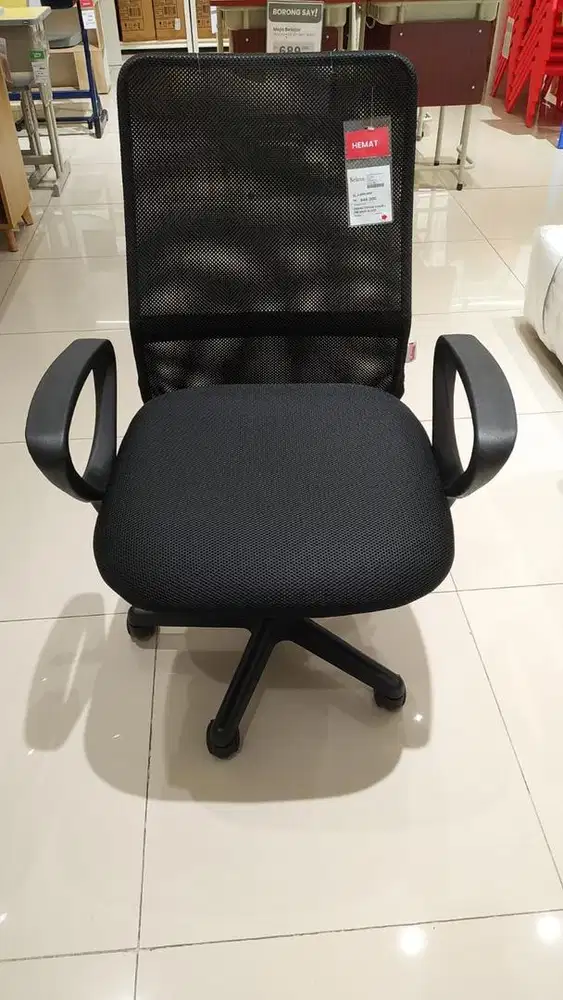 OBRAL KURSI KANTOR SELMA