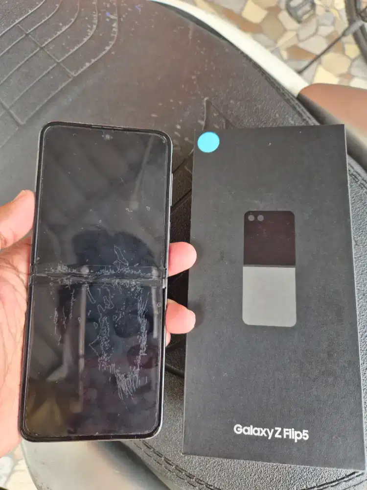 Samsung z flip 5 256GB second original