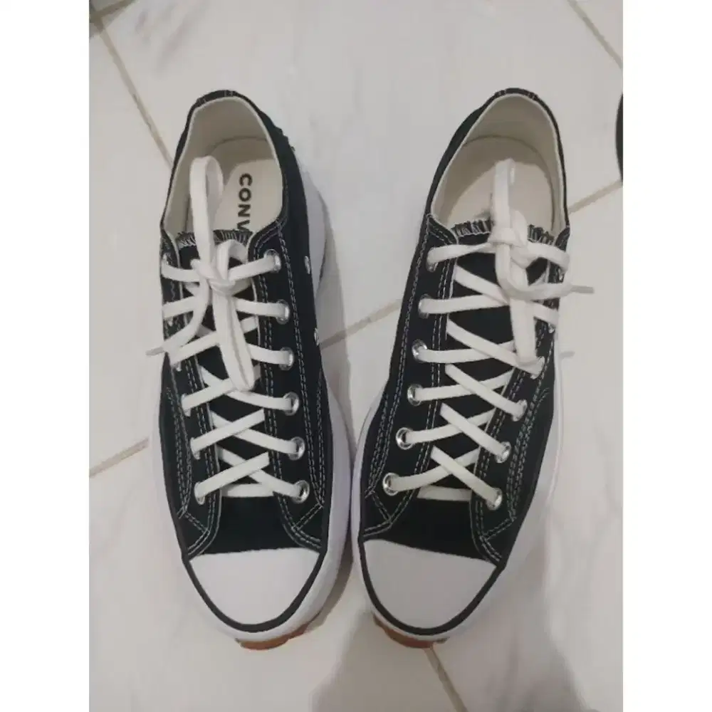 Sepatu Converse Run Star Hike