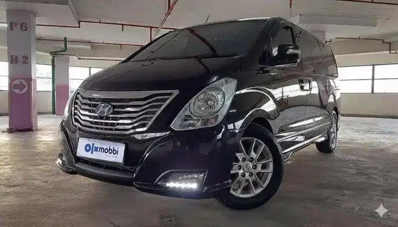 Pajak Panjang - Hyundai H-1 2.5 Royale Solar-AT 2016