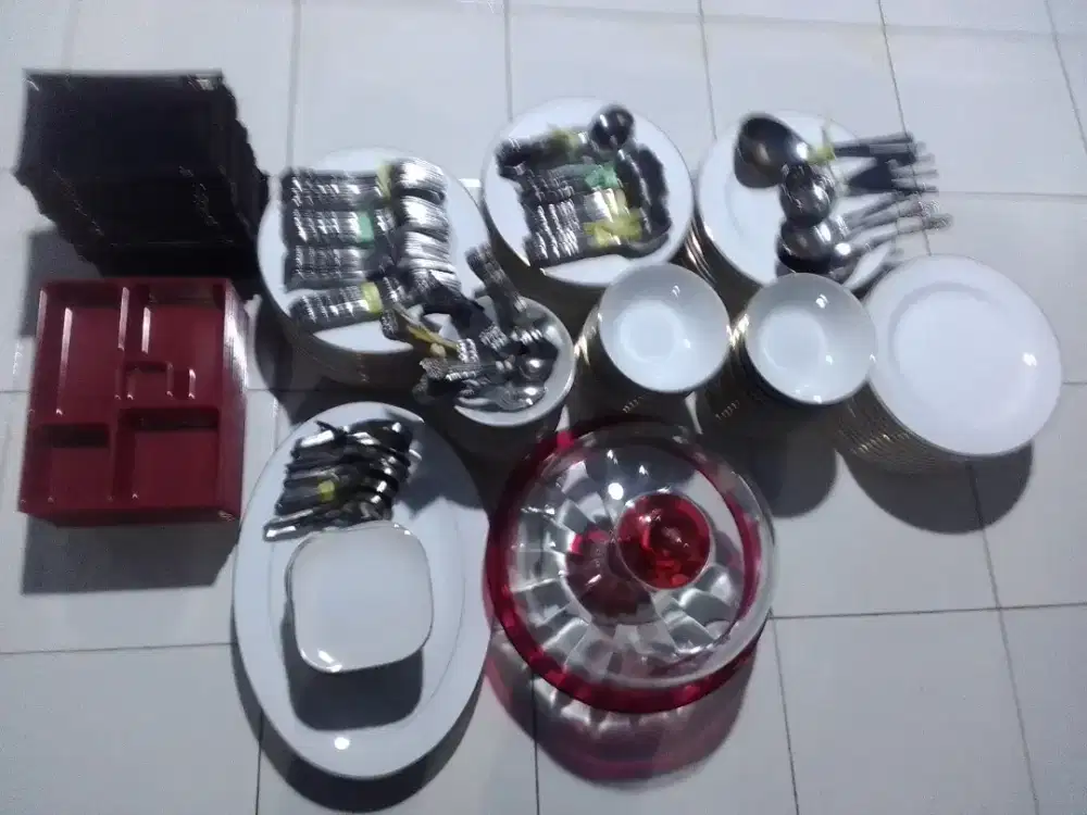 DIJUAL CEPAT perlengkapan catering!