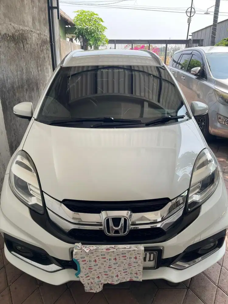 Mobilio RS AT 2016 Putih
