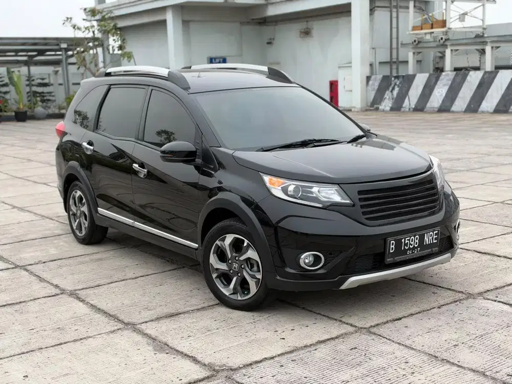 ‼️dp10‼️Honda BRV E CVT At non prestige Hitam 2017 2016 2018