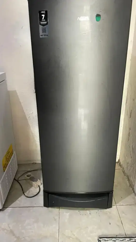 Kulkas AQUA AQR-D190