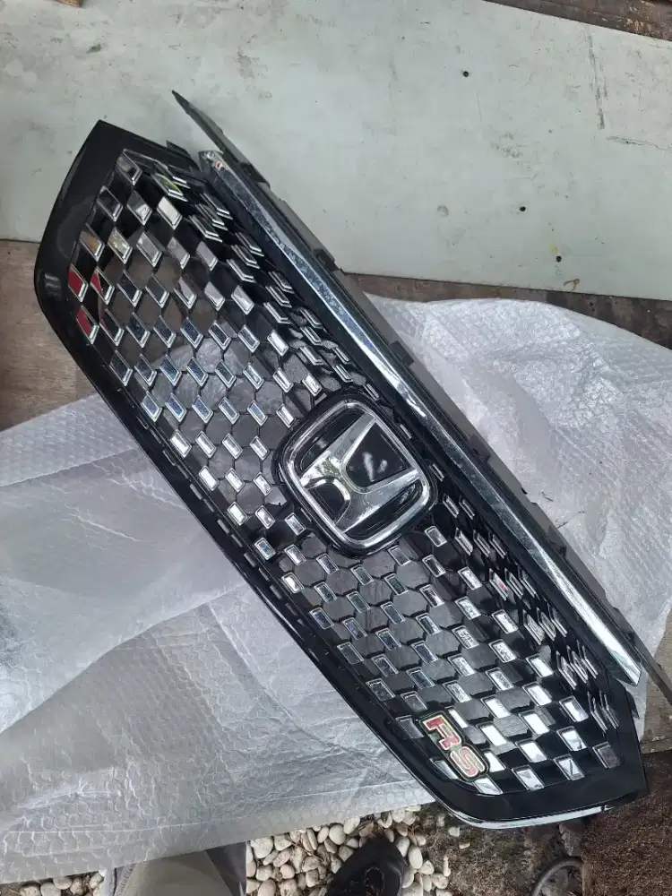 Grill Depan Honda Hrv RS