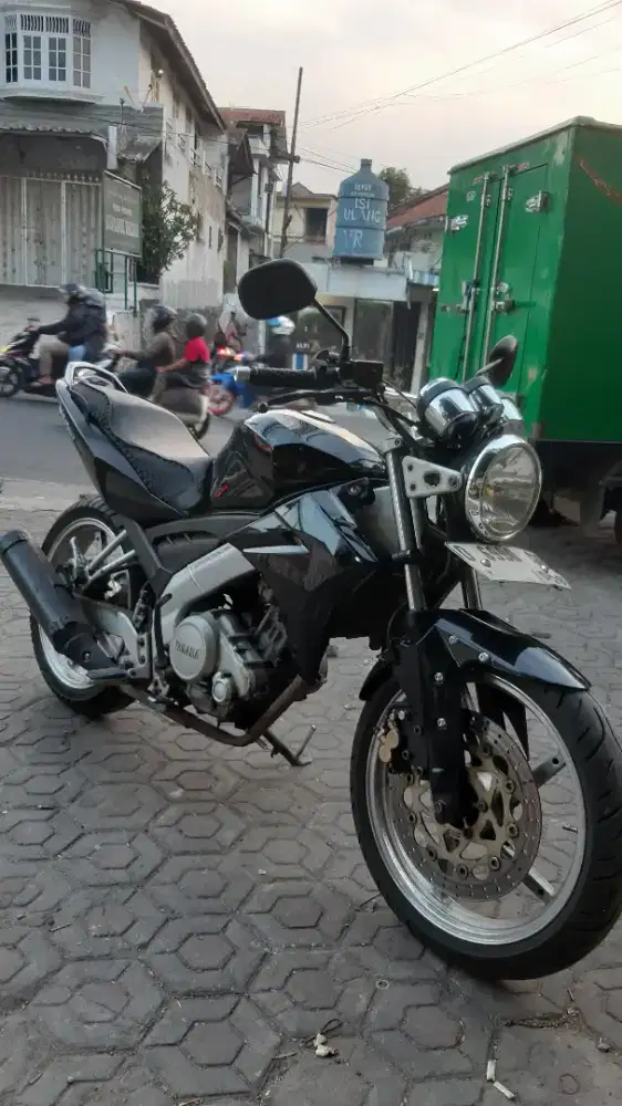YAMAHA VIXION OLD 2008