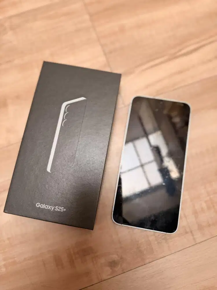 Samsung S25+ Ram 12 256gb Lengkap Garansi Resmi Panjang