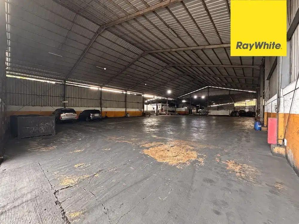 Pabrik Lokasi Strategis, Hitung Tanah Saja di Narogong, Cibubur