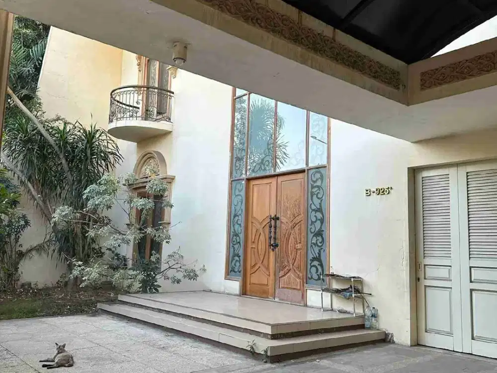 FOR SALE, DIJUAL RUMAH MEWAH SIAP HUNI DEKAT PLAZA MARINA DIKAWASAN MARGOREJO SURABAYA