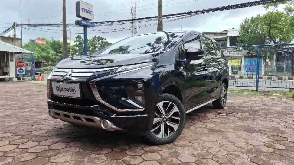 DP MURAH Mitsubishi Xpander 1.5 Sport Bensin-AT 2018 Hitam CBZZB