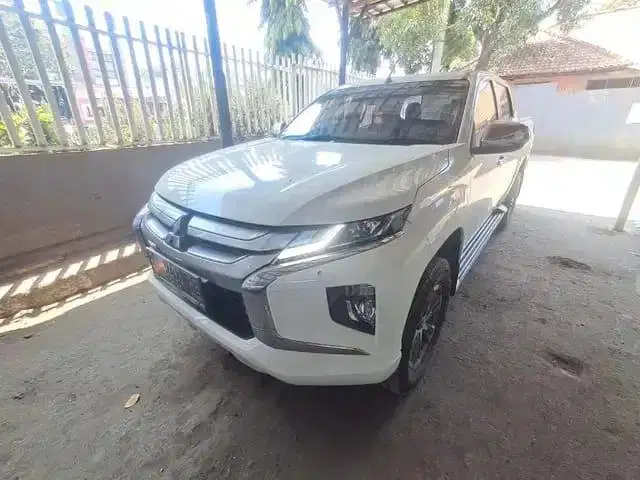 TANGGUH-Mitsubishi - Triton 2.4 Double Cabin Exceed Solar-MT 2022-33RB