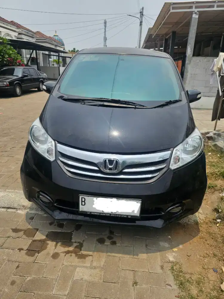 Honda Freed Thn 2015 pemakaian 2016