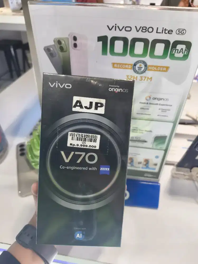 VIVO V70 5G 8/256 GB READY STOK DI TOKO ATLANTIS JEMPONG