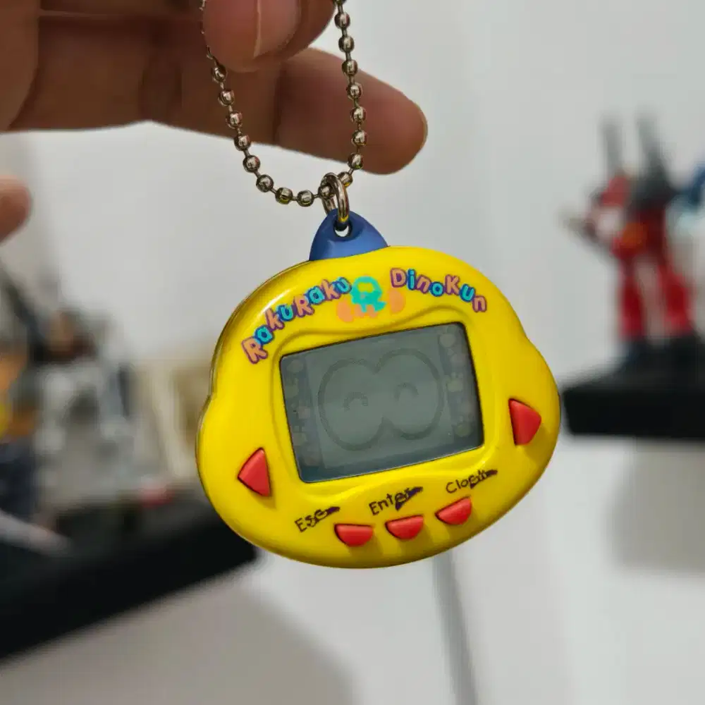 Tamagochi RakuRaku Dino-kun