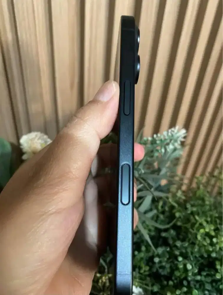 iPhone 16 128gb iBox
