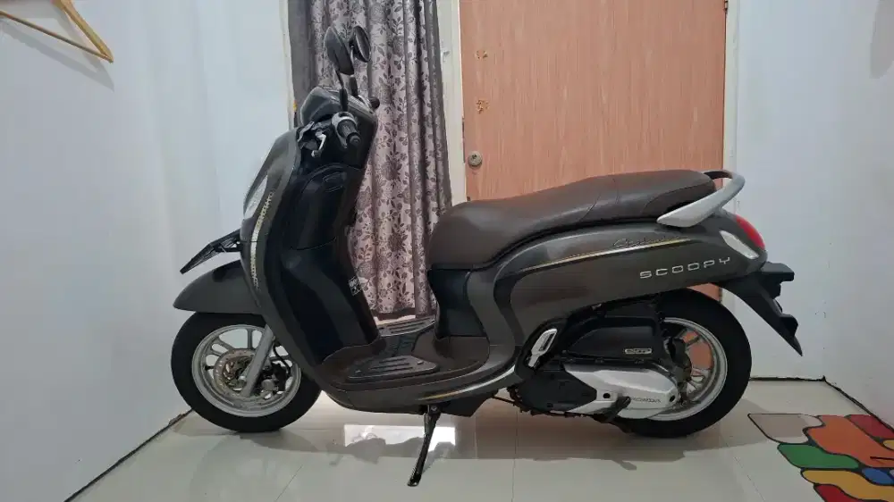 Honda Scoopy Stylish Brown 2022 Tangan Pertama – Surat Lengkap