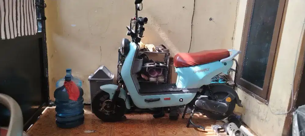 Sepeda listrik uwinfly D80