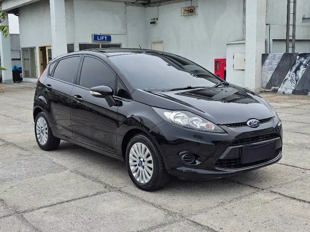 Ford Fiesta 1.4 Trend AT 2011