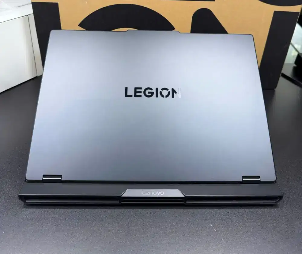Lenovo Legion 5 pro RTX 5070