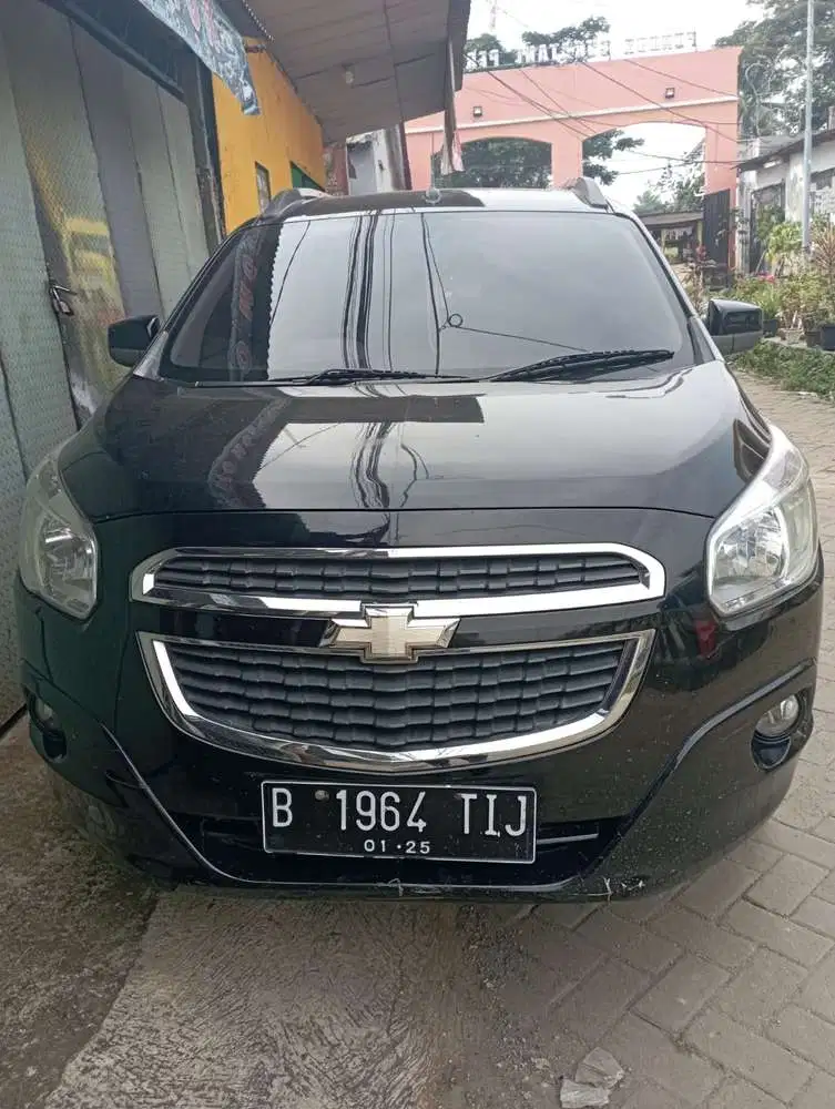 Chevrolet Spin 2014 Bensin