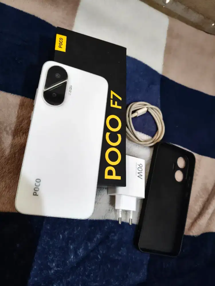 POCO F7 ram12/512gb fullset no minus mulus bergaransi resmi