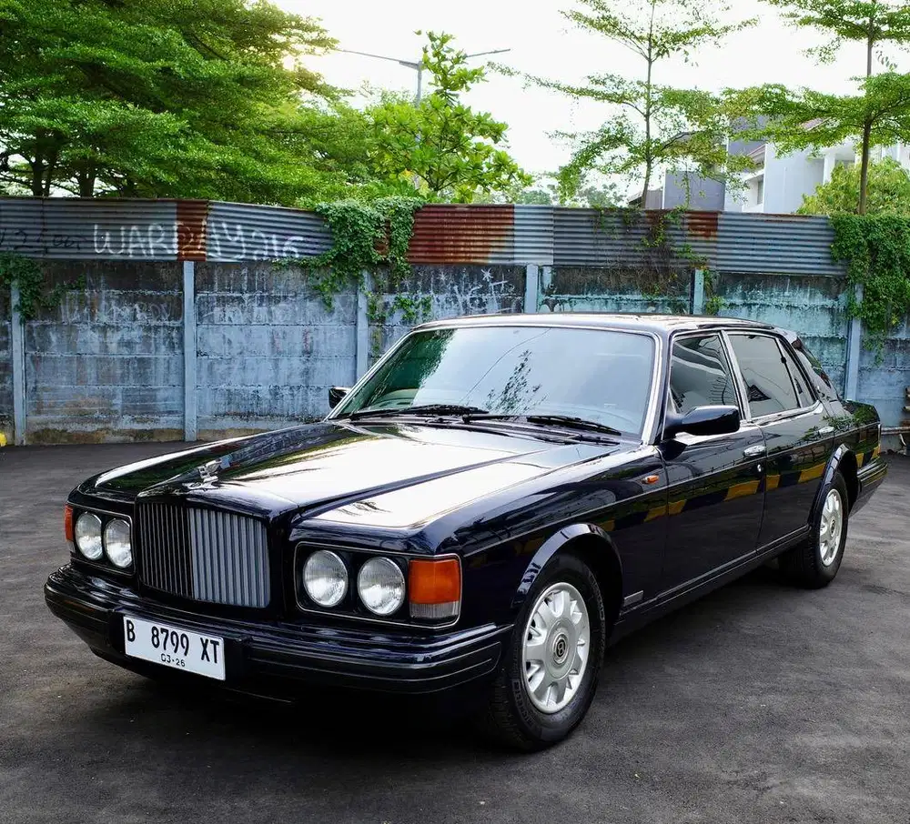 Bentley Brooklands 1996 V8 Turbo Low Km Sangat Terawat Kondisi mulus