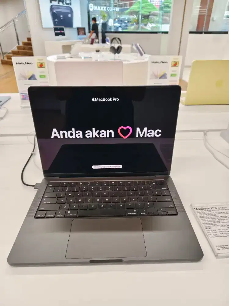 KREDIT MACBOOK PRO M5 512GB, CICILAN MODAL KTP